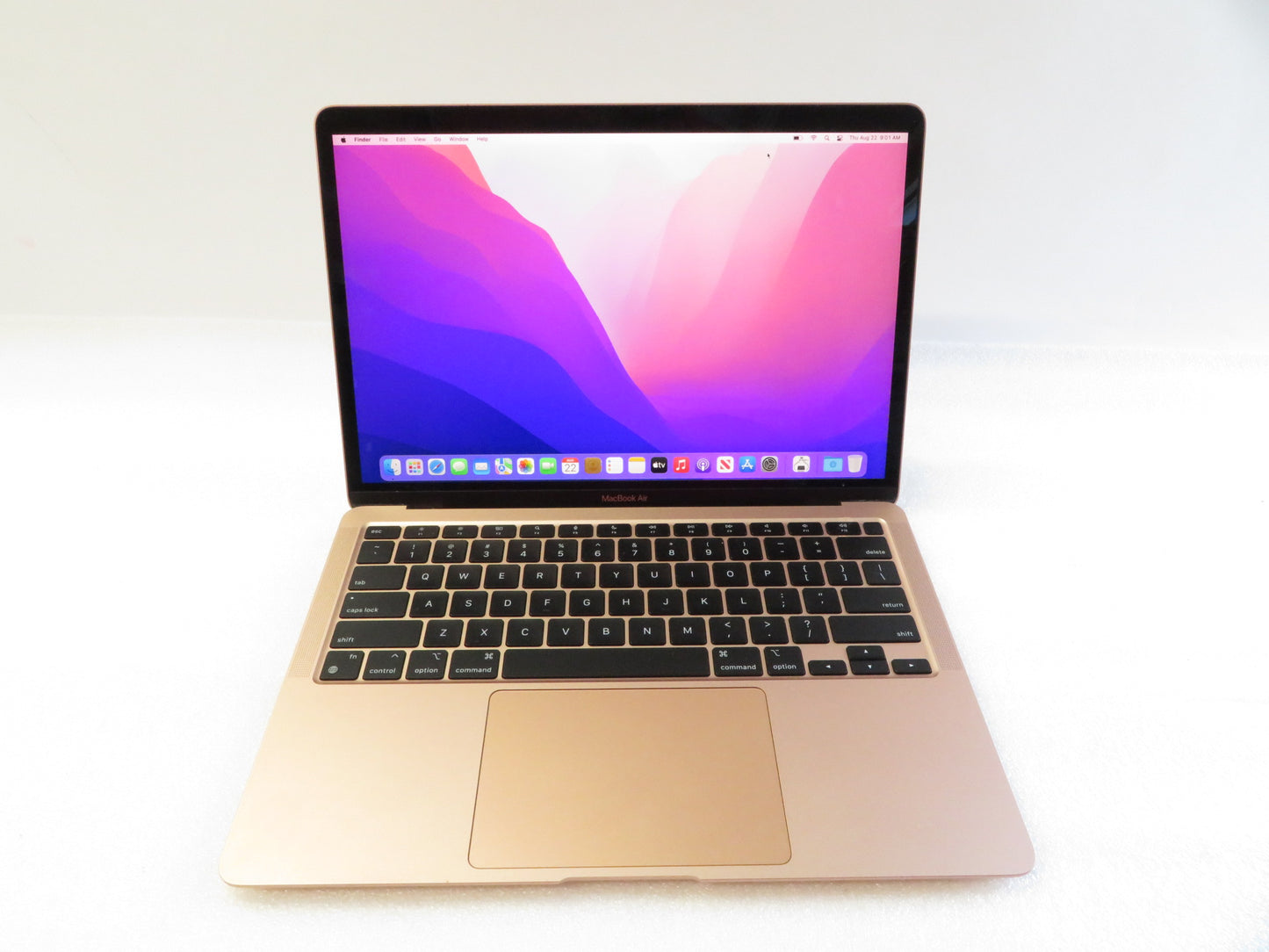 Apple Macbook Air 8,1 i5-8210y / 8GB Ram / 128GB SSD (2018) - Refurbished