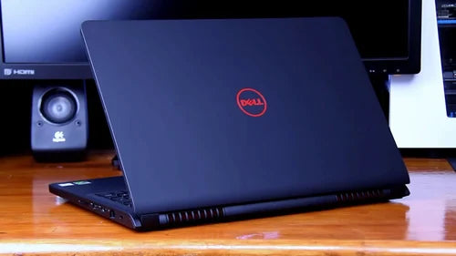 Dell Inspiron 5577 Intel i7 - 7700HQ @ 2.80 GHz / 16GB Ram / 1TB  Storage - Windows 10